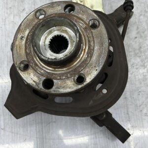 Fusee avant gauche OPEL CORSA C PHASE 1 Essence
