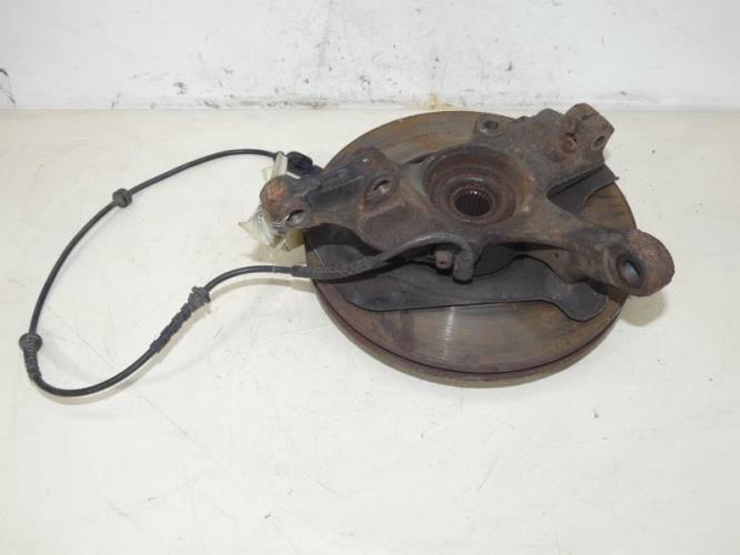 Fusee avant gauche OPEL CORSA D PHASE 1 Diesel