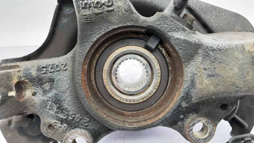 Fusee avant gauche OPEL CORSA D PHASE 2 Diesel