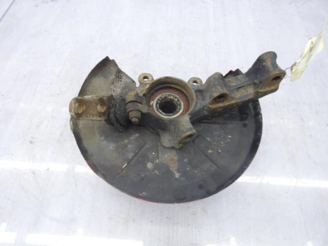 Fusee avant gauche AUDI 80 3 PHASE 1 Essence