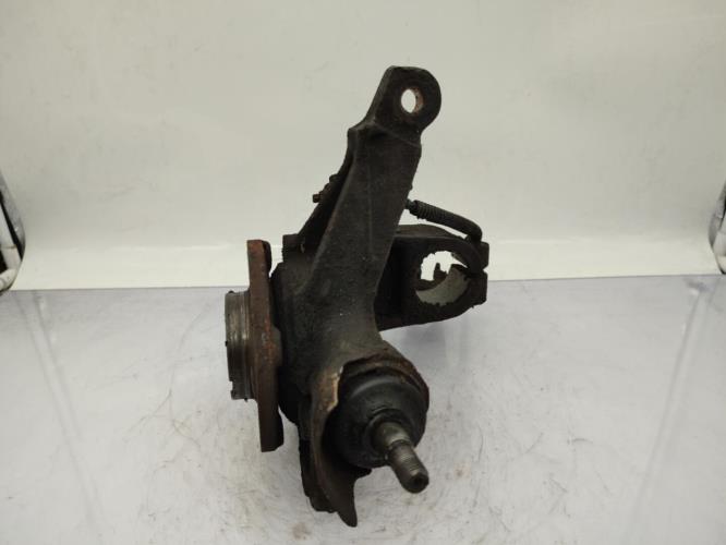 Fusee avant gauche CITROEN BX Diesel