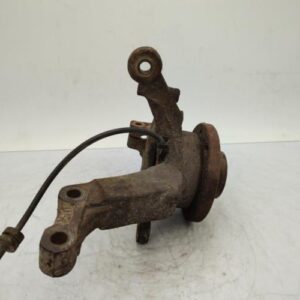 Fusee avant gauche NISSAN MICRA 3 PHASE 1 Essence