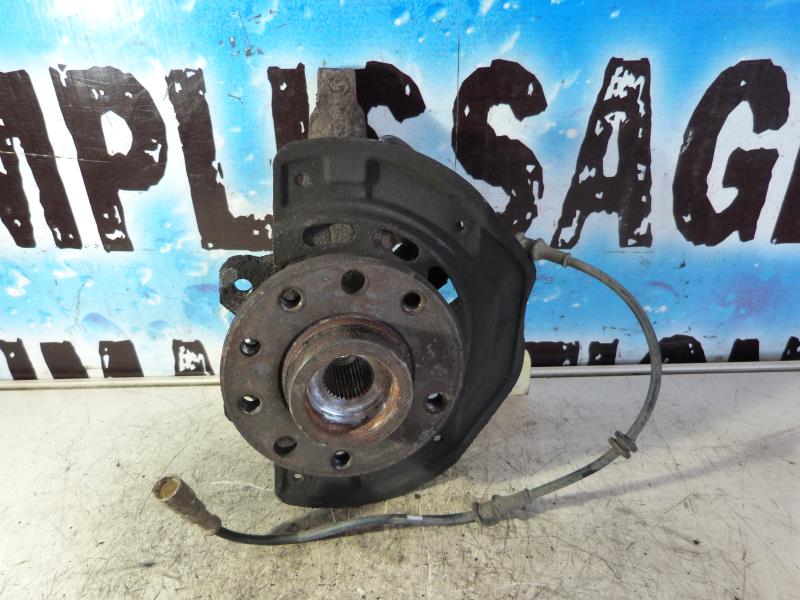 Fusee avant gauche OPEL VECTRA B PHASE 1 BREAK Essence