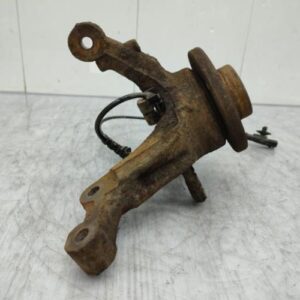 Fusee avant gauche RENAULT CLIO 3 PHASE 1 Diesel