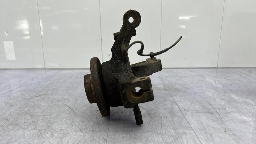 Fusee avant gauche RENAULT CLIO 3 PHASE 2 Diesel