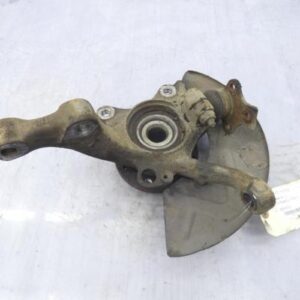 Fusee avant gauche VOLKSWAGEN VENTO Essence