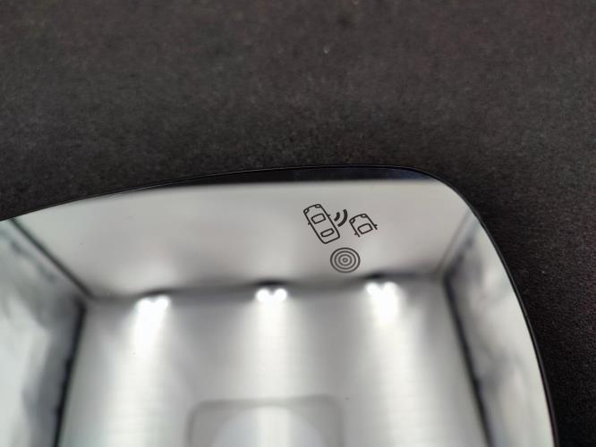 Glace retroviseur droit PEUGEOT 508 1 SW PHASE 2 BREAK Diesel