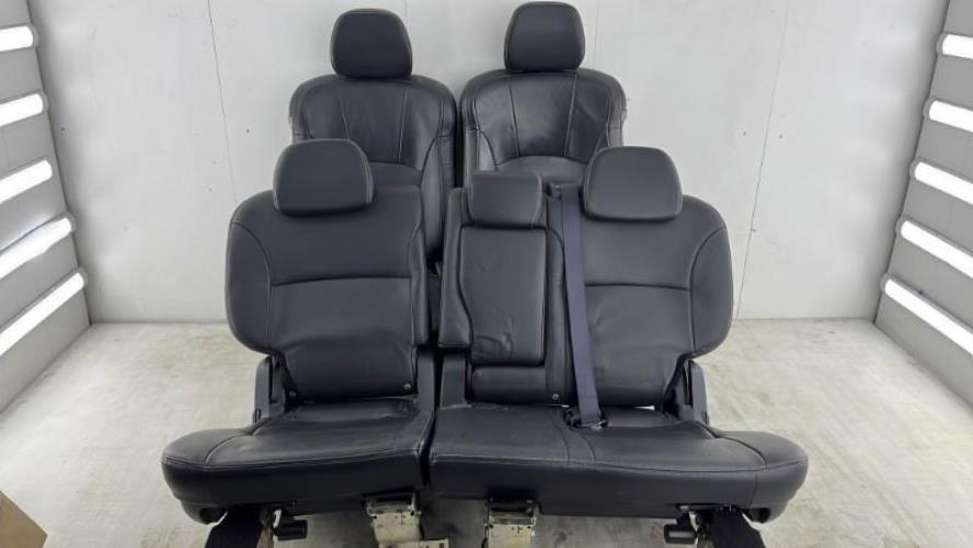 Interieur complet PEUGEOT 4007 Diesel