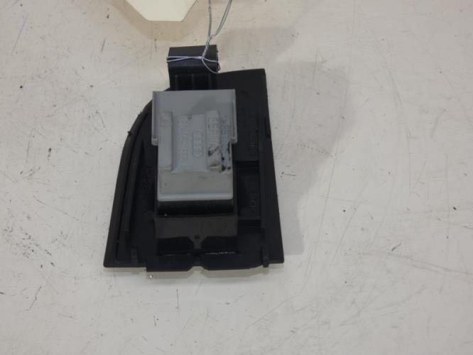 Interrupteur de leve vitre AUDI A6 2 AVANT PHASE 2 BREAK Diesel