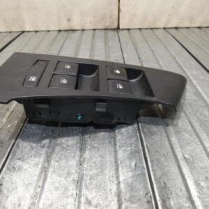 Interrupteur de leve vitre OPEL ASTRA J PHASE 1 Diesel