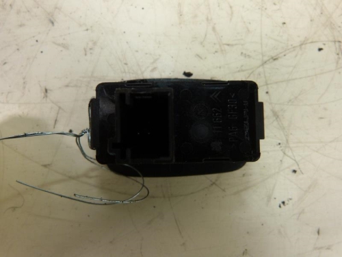 Interrupteur de leve vitre CITROEN C4 PICASSO 1 Diesel
