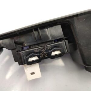 Interrupteur de leve vitre arriere droit PEUGEOT 308 2 SW PHASE 1 BREAK Essence
