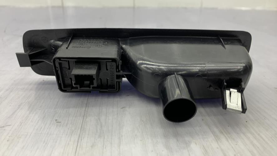 Interrupteur de leve vitre arriere droit RENAULT MEGANE 3 PHASE 2 Diesel