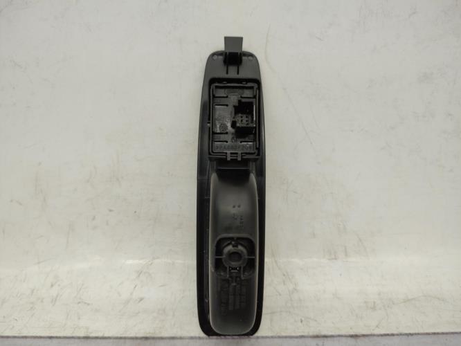 Interrupteur de leve vitre arriere gauche RENAULT MEGANE 4 PHASE 1 Essence