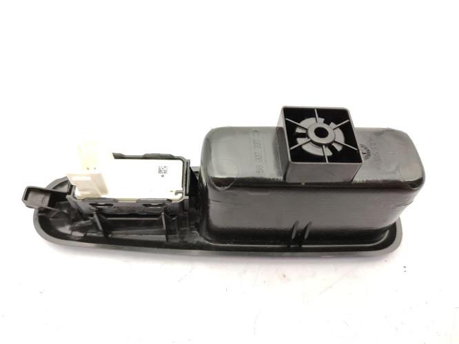 Interrupteur de leve vitre arriere gauche CITROEN C3 3 PHASE 1 Essence