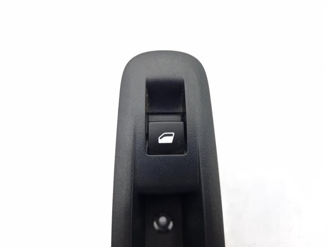 Interrupteur de leve vitre arriere gauche PEUGEOT 308 2 PHASE 1 Diesel