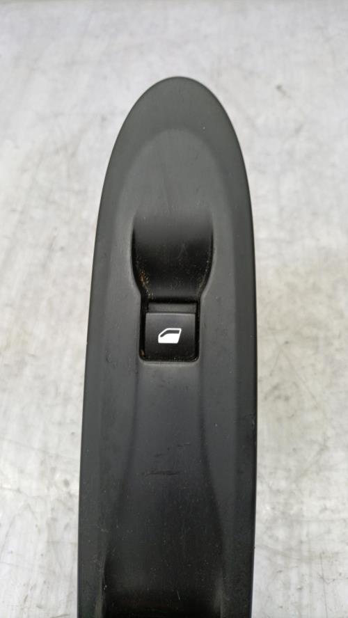 Interrupteur de leve vitre avant droit CITROEN DS3 PHASE 1 Diesel