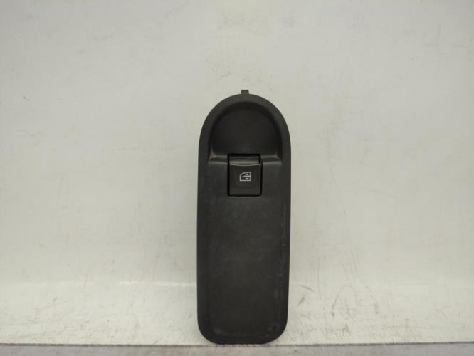 Interrupteur de leve vitre avant droit DACIA DUSTER 1 PHASE 2 Essence