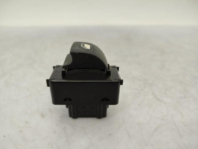 Interrupteur de leve vitre avant droit PEUGEOT PARTNER 2 PHASE 1 Diesel