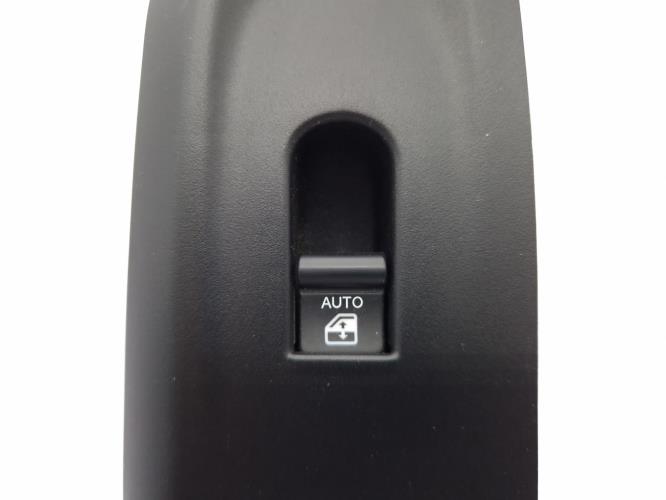 Interrupteur de leve vitre avant droit FIAT 500X PHASE 1 Essence