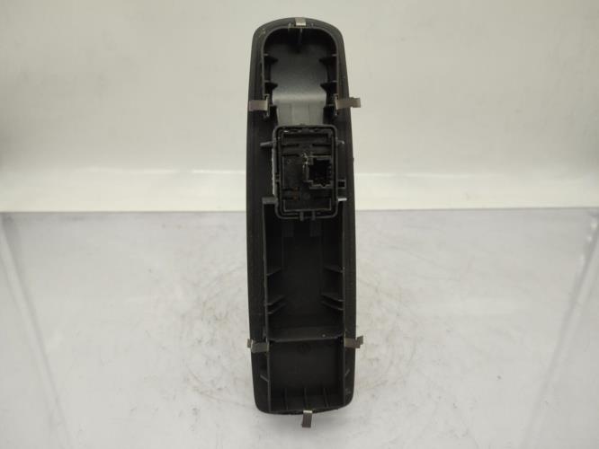 Interrupteur de leve vitre avant droit RENAULT LATITUDE Diesel