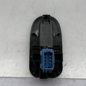 Interrupteur de leve vitre avant droit RENAULT MASTER 3 PHASE 2 Diesel