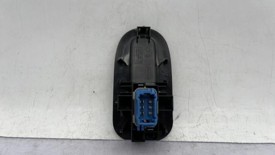 Interrupteur de leve vitre avant droit RENAULT MASTER 3 PHASE 2 Diesel