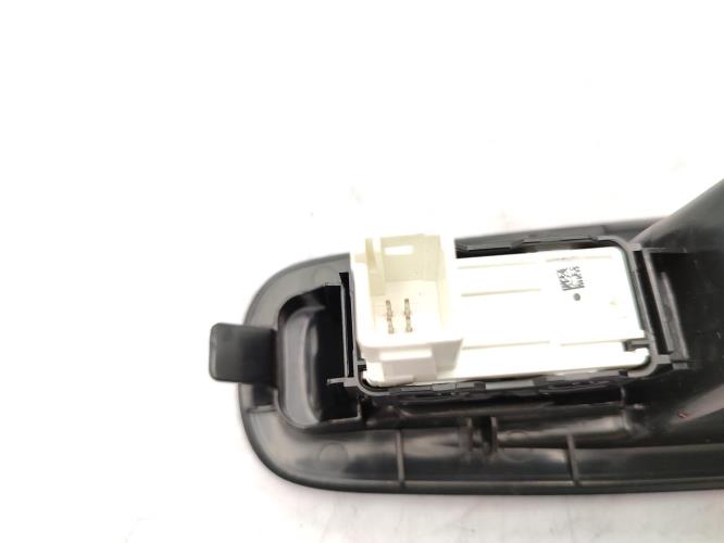 Interrupteur de leve vitre arriere gauche PEUGEOT 308 2 PHASE 2 Diesel