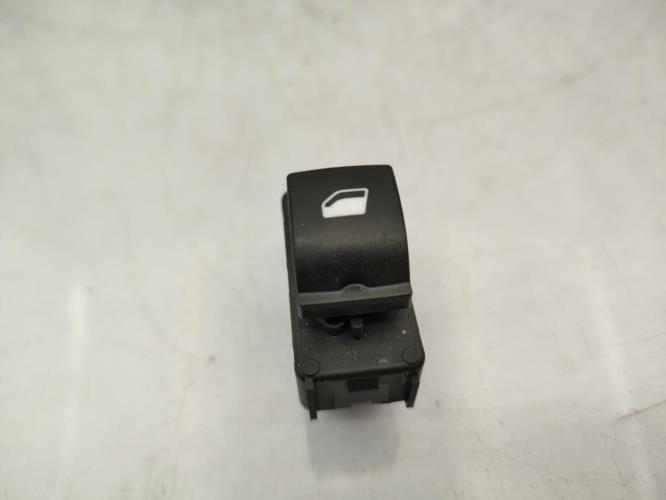 Interrupteur de leve vitre avant droit PEUGEOT PARTNER 2 PHASE 3 Diesel