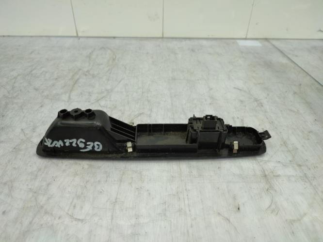 Interrupteur de leve vitre avant droit RENAULT GRAND SCENIC 3 PHASE 1 Diesel