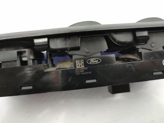 Interrupteur de leve vitre avant gauche FORD S-MAX 1 PHASE 1 Diesel