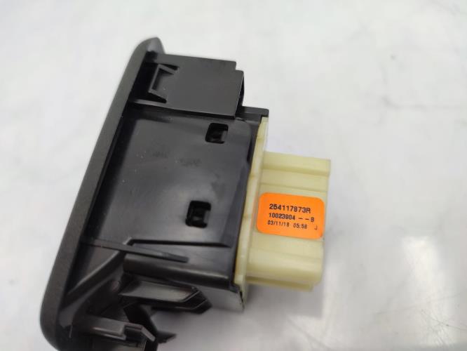 Interrupteur de leve vitre avant gauche DACIA SANDERO 2 PHASE 2 Essence