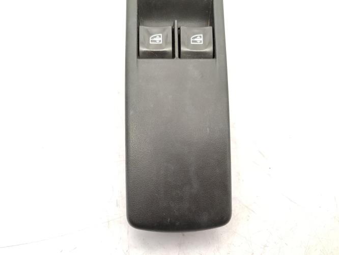 Interrupteur de leve vitre avant gauche RENAULT CLIO 4 PHASE 1 Diesel