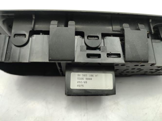 Interrupteur de leve vitre avant gauche PEUGEOT 308 1 PHASE 1 Diesel