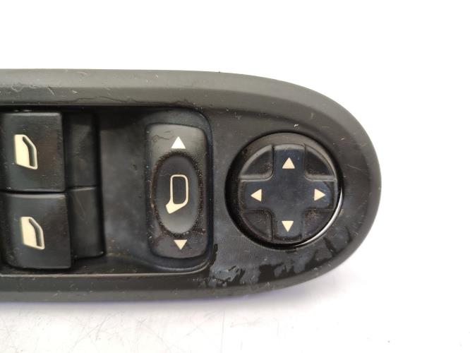 Interrupteur de leve vitre avant gauche PEUGEOT 308 1 SW PHASE 1 BREAK