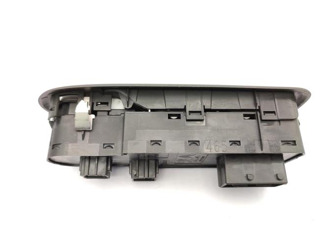 Interrupteur de leve vitre avant gauche CITROEN C5 2 BREAK Diesel