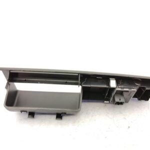 Interrupteur de leve vitre avant gauche VOLKSWAGEN POLO 4 PHASE 2 Essence