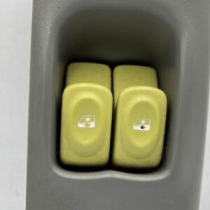 Interrupteur de leve vitre avant gauche RENAULT TWINGO 1 PHASE 2 Essence