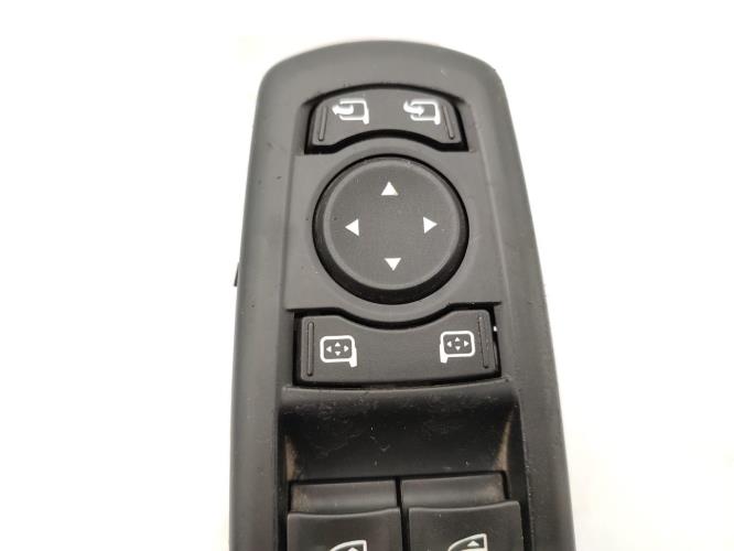 Interrupteur de leve vitre avant gauche RENAULT MEGANE 3 PHASE 1 BREAK Diesel