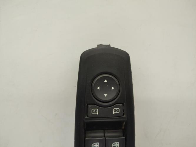Interrupteur de leve vitre avant gauche RENAULT MEGANE 3 PHASE 1 BREAK Diesel