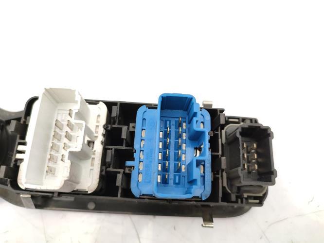 Interrupteur de leve vitre avant gauche RENAULT MODUS PHASE 1 Diesel