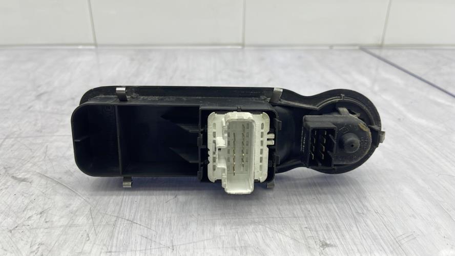 Interrupteur de leve vitre avant gauche RENAULT MODUS PHASE 1 Diesel