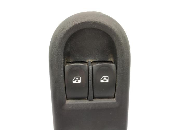 Interrupteur de leve vitre avant gauche RENAULT CLIO 3 PHASE 1 BREAK Diesel