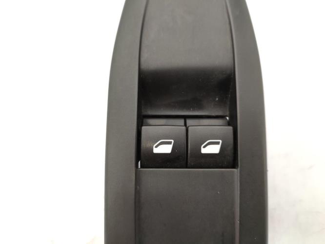 Interrupteur de leve vitre avant gauche PEUGEOT 208 1 PHASE 1 Diesel