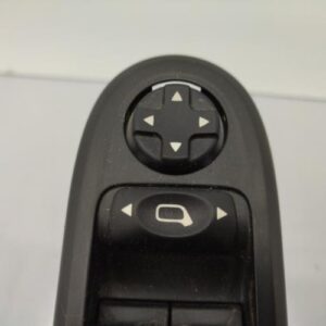 Interrupteur de leve vitre avant gauche CITROEN C3 2 PHASE 1