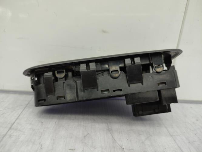 Interrupteur de leve vitre avant gauche CITROEN C3 2 PHASE 2 Diesel