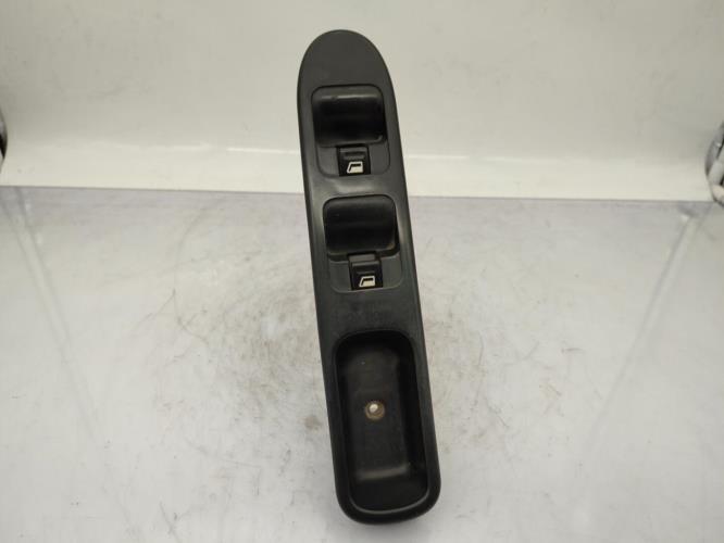 Interrupteur de leve vitre avant gauche PEUGEOT 307 PHASE 1 Essence