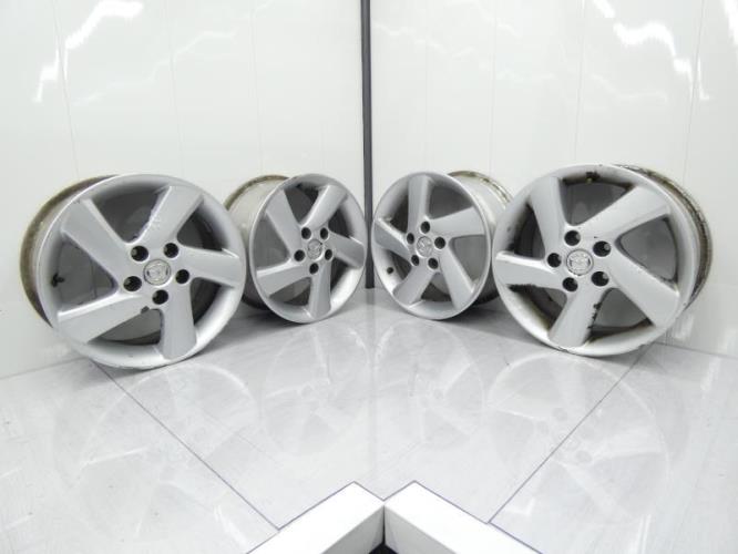 Jeu de 4 jantes  MAZDA
