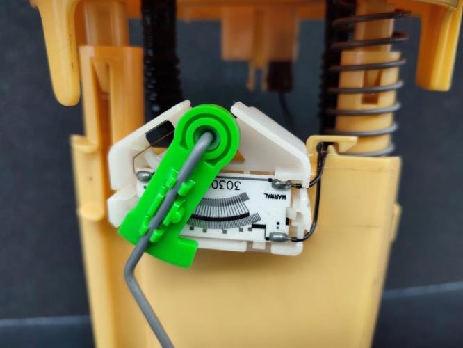 Jauge à carburant PEUGEOT 308 1 PHASE 1 Diesel