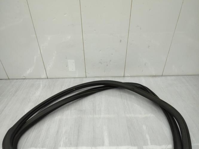 Joint de porte avant droite VOLKSWAGEN POLO 5 PHASE 1 Diesel